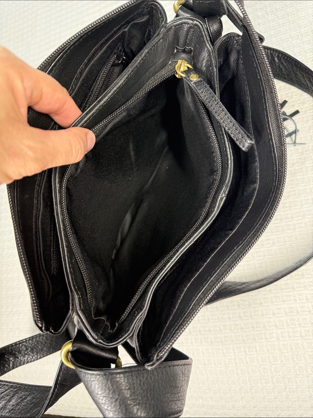 Great American Leather Works black leather crossbody shoulder bag western - Picture 10 of 16